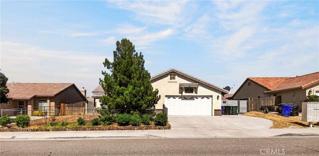 13221 Cypress, Victorville