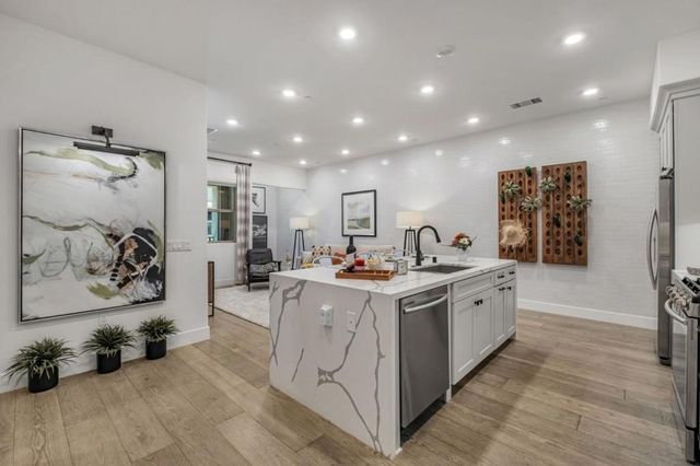 1000 Berryessa Lane # 211, Davis