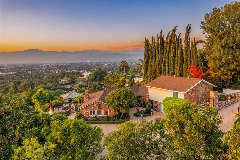 2333 N Coronet Court, Covina