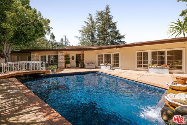 1743 Stone Canyon Road, Los Angeles