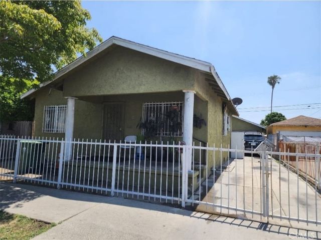 222 E Century, Los Angeles