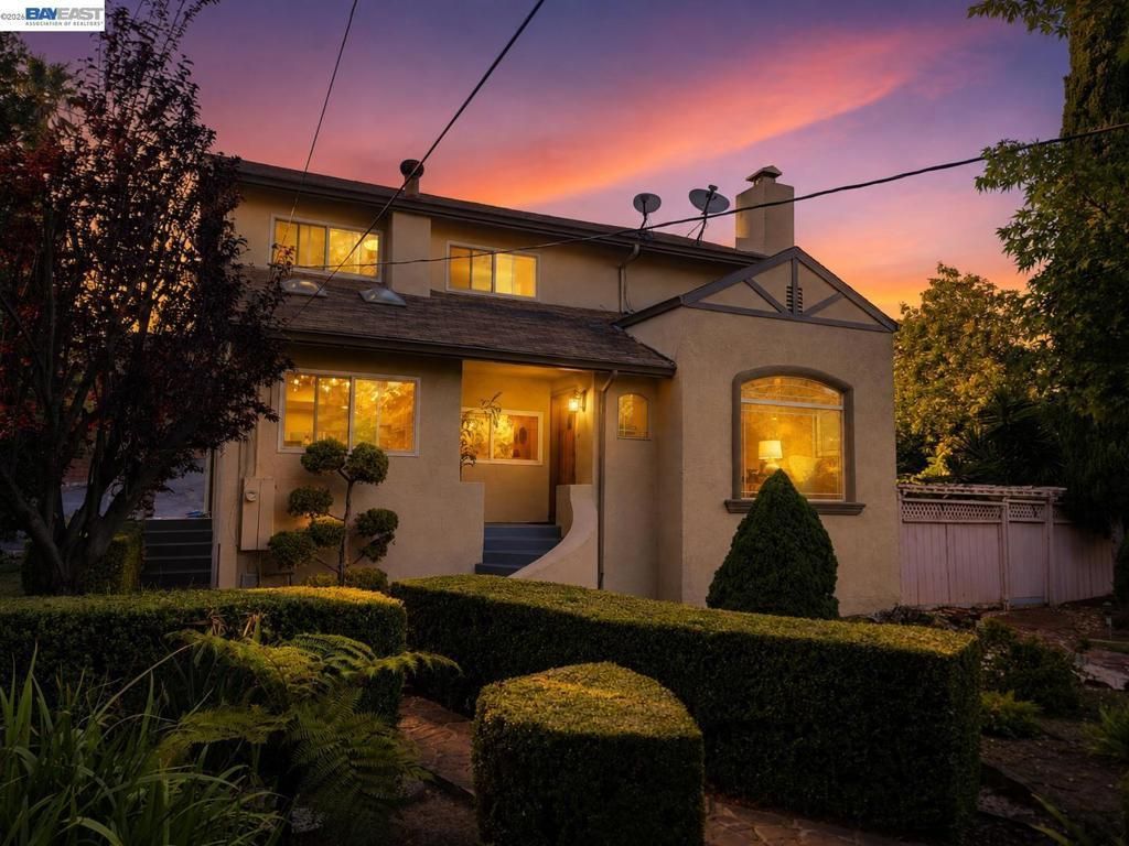 3354 D St, Hayward