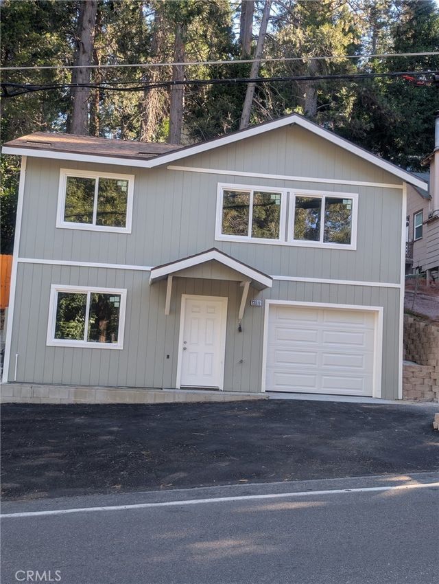 23511 Lake Dr, Crestline