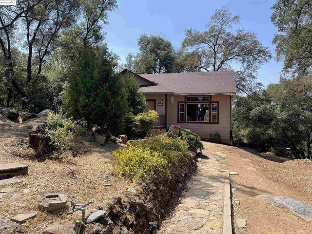 19360 Susan Way, Sonora