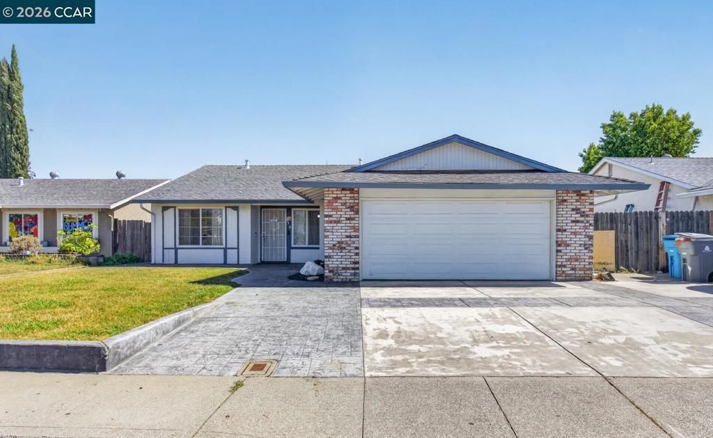 130 Jennifer Ln, Vacaville