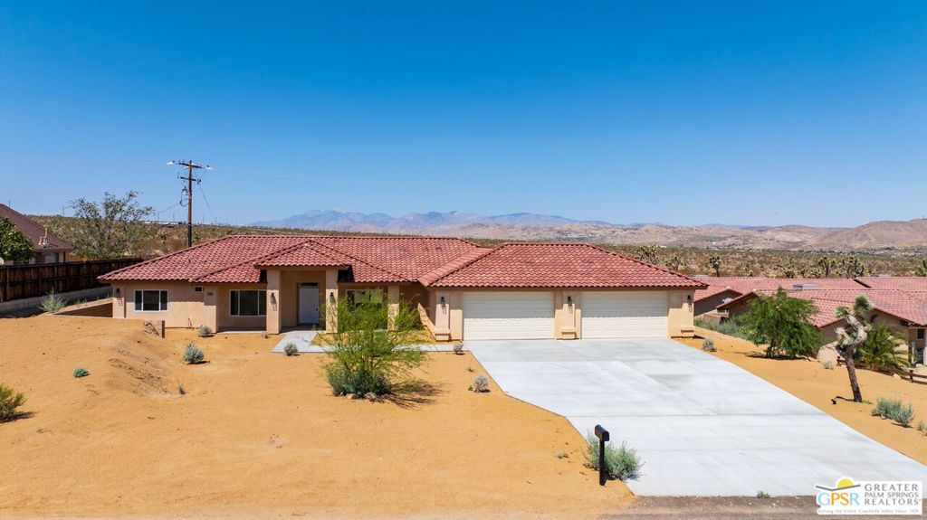 7160 Olympic Road, Joshua Tree