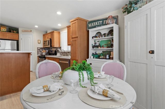 1424 Glengrove, Corona