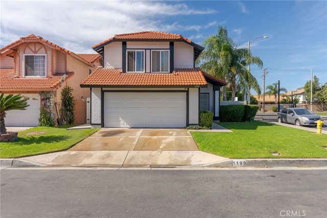 1199 Runaway Circle, Colton