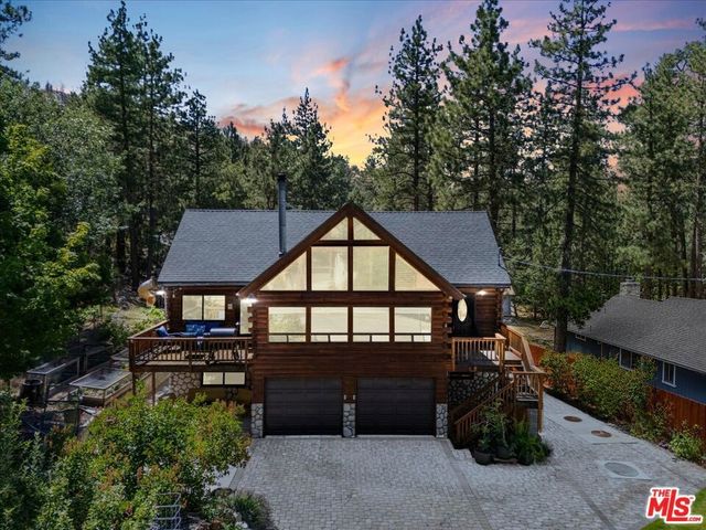 490 Lark Road, Wrightwood