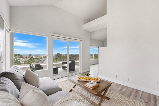 58 Marseille, Laguna Niguel
