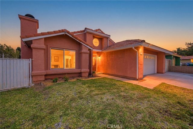 13997 Chervil Court, Moreno Valley