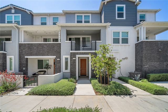 236 Lockhart Way, West Covina