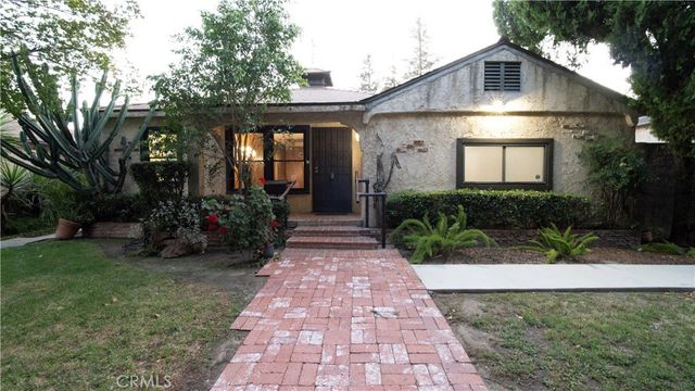 8417 Tampa Avenue, Northridge