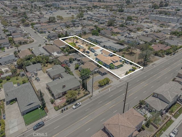 22102 Normandie, Torrance