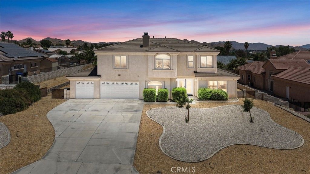 16245 Ridge View Drive, Apple Valley