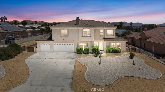 16245 Ridge View Drive, Apple Valley