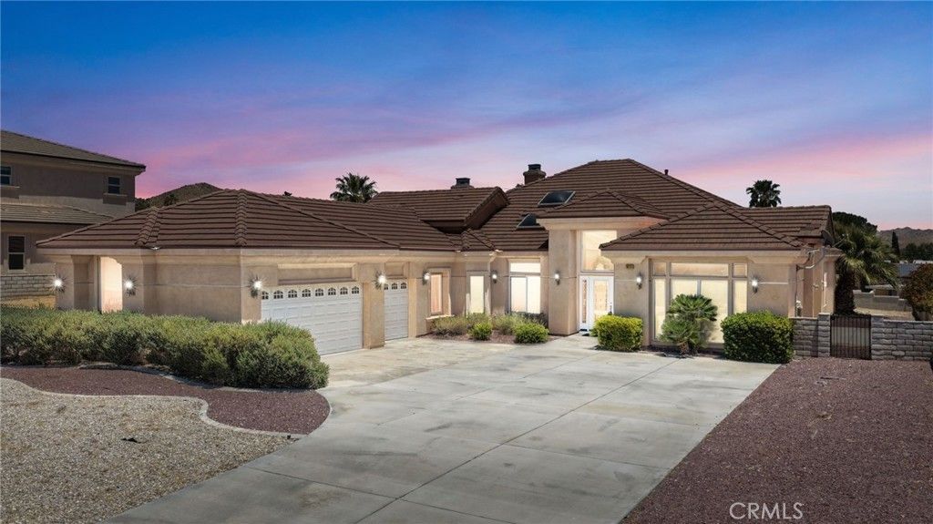 16233 Ridge View Drive, Apple Valley