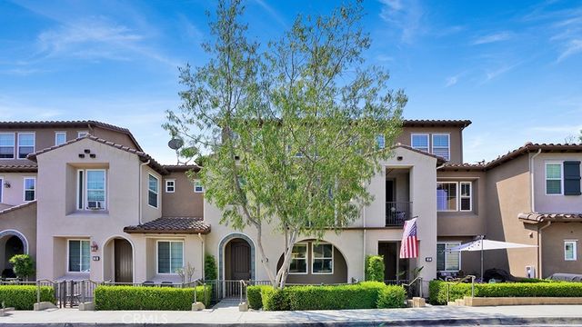 88 Playa, Aliso Viejo