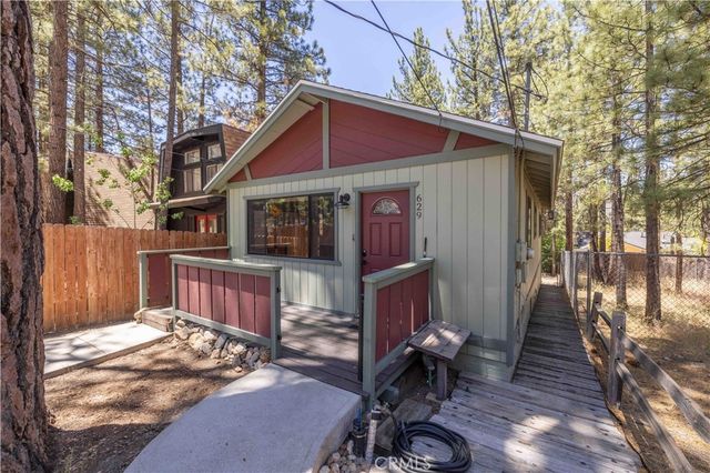 629 Sugarloaf Boulevard, Big Bear City