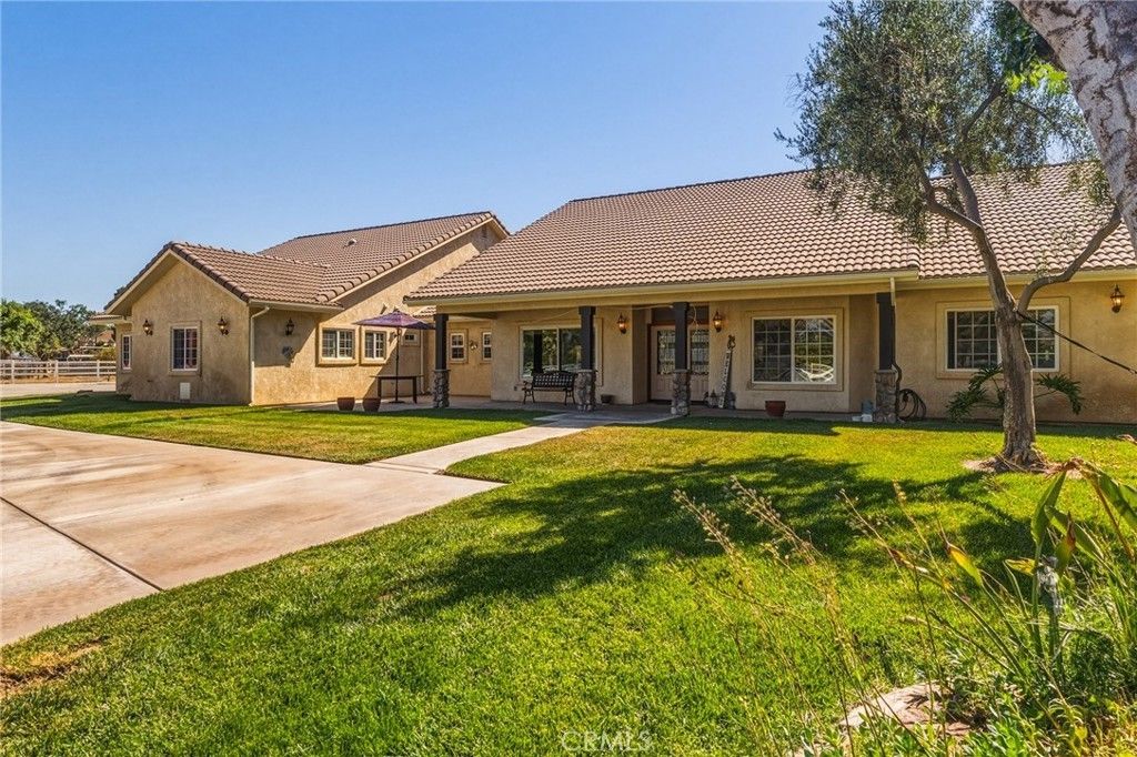 24155 Maze Stone Court, Hemet