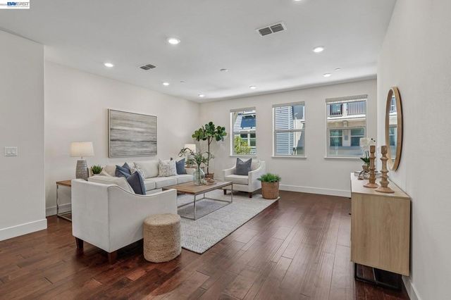 3992 Scottfield St, Dublin