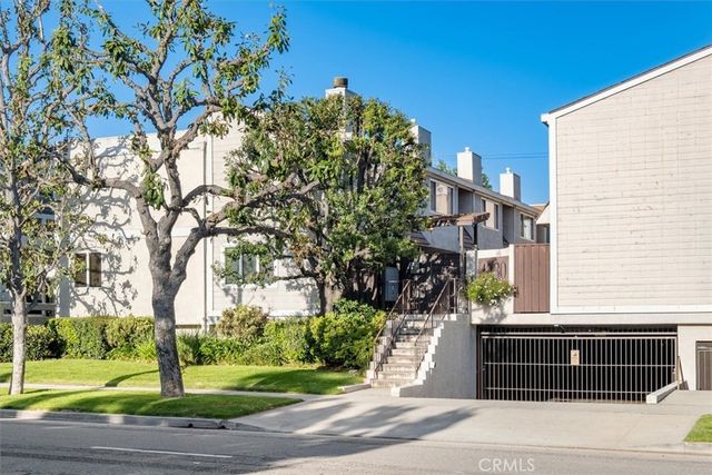 4230 Whitsett Avenue # 4, Studio City