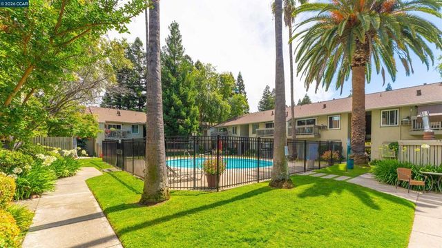 1241 Homestead # 211, Walnut Creek