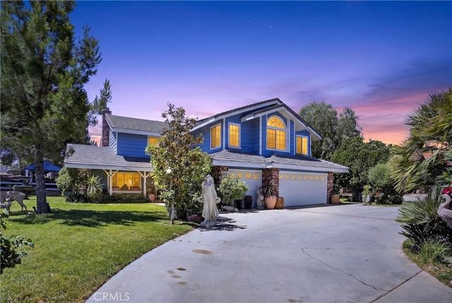 3848 E Avenue T4, Palmdale