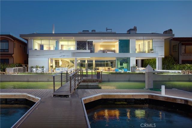 1220 W Bay Avenue, Newport Beach