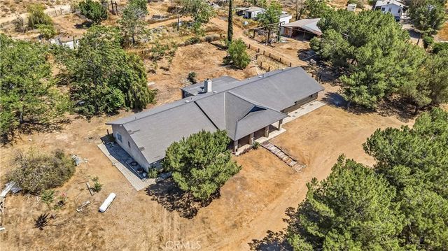 21620 Via Liago, Perris