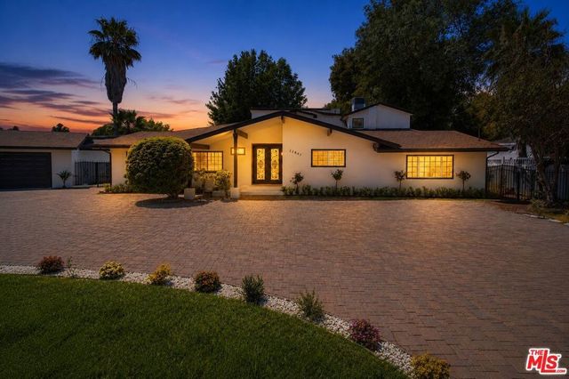 22842 Hatteras Street, Woodland Hills