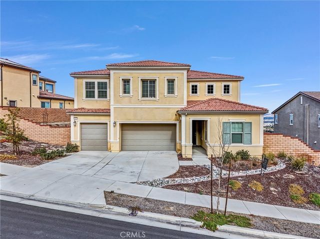 2575 Sierra Bella, Corona