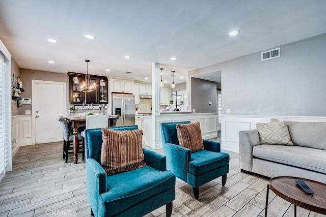 1053 Border Avenue, Corona