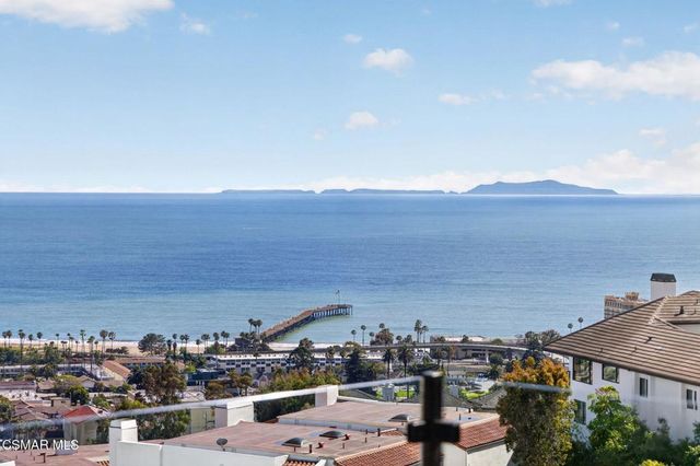 818 Caliente Lane, Ventura