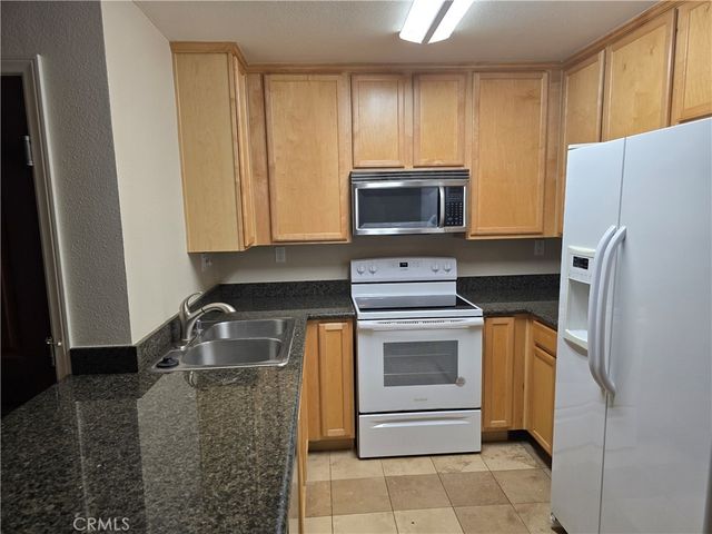 2275 Del Mar Way # 106, Corona