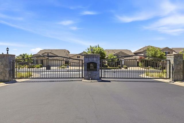 3560 Trentino Street, Roseville