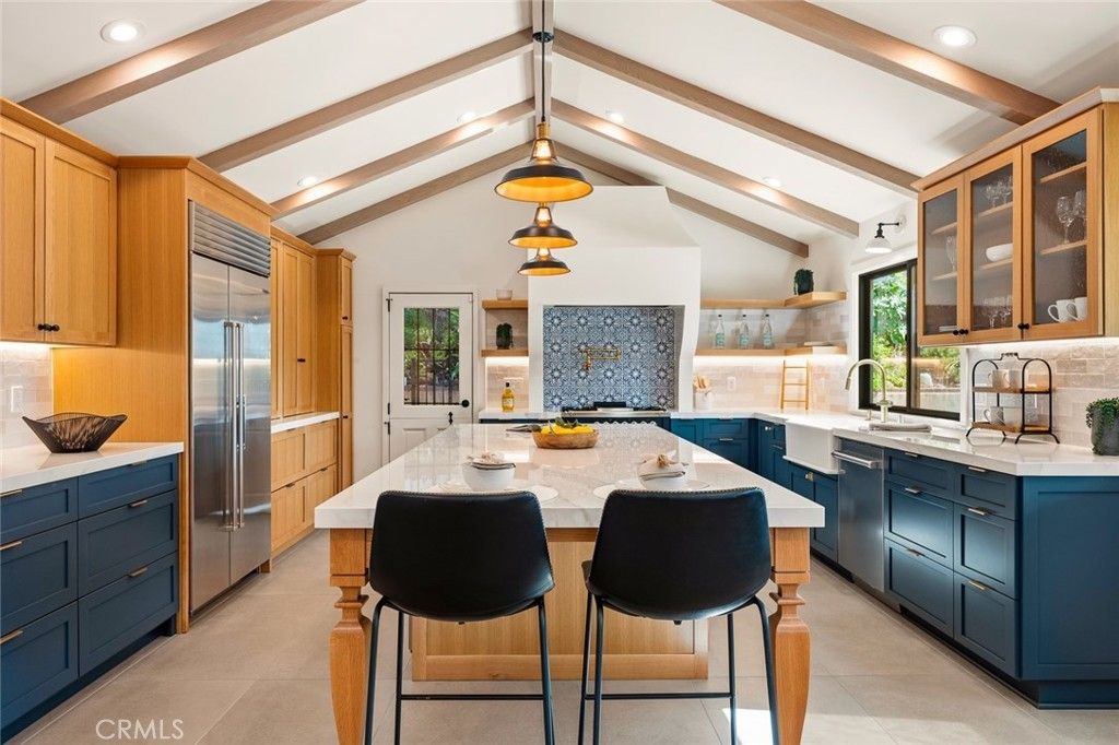 16097 Medlar, Chino Hills