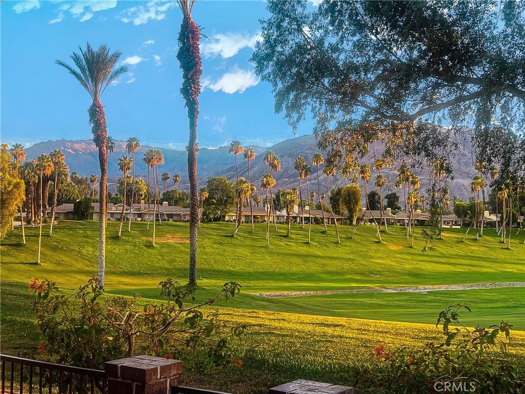 299 Tolosa, Palm Desert
