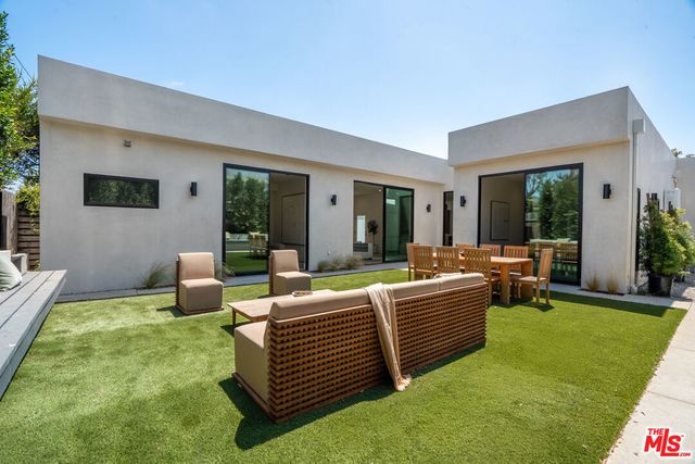 8404 Gonzaga Avenue, Los Angeles