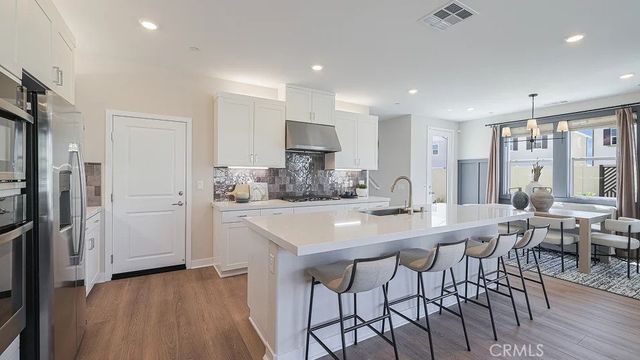 2164 Aneto Way, Santa Paula