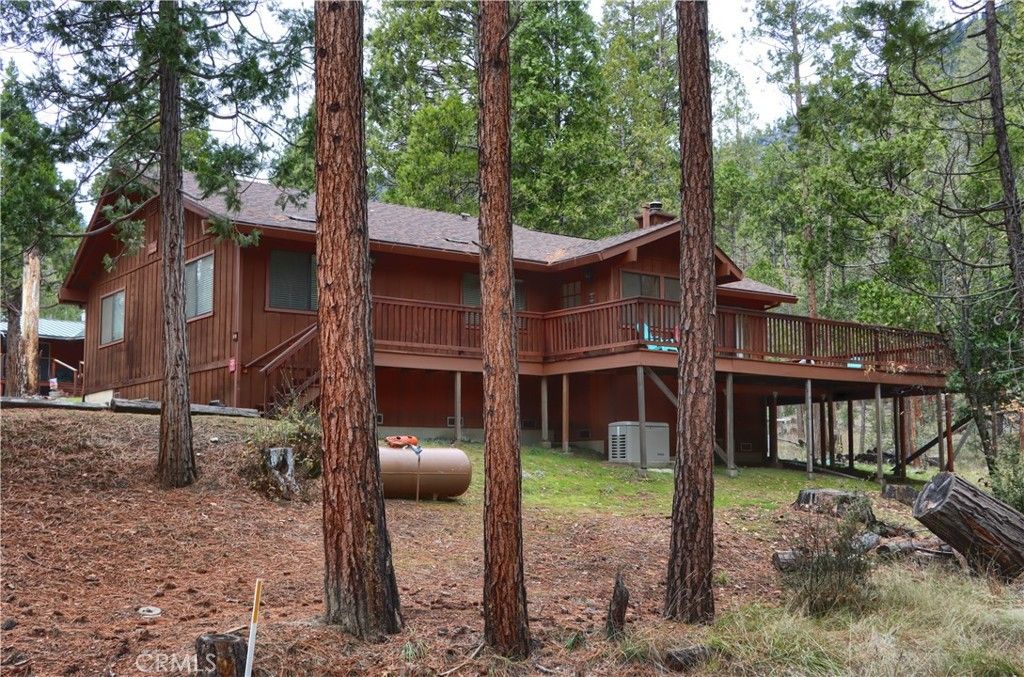 8041 Chilnualna Falls, Wawona