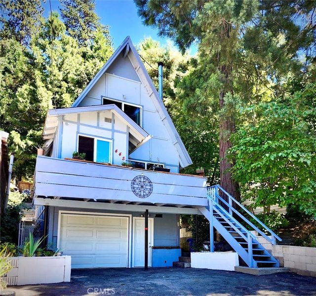 445 Redwood Drive, Crestline