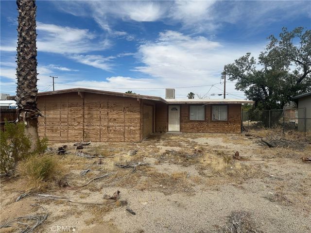 6793 Morongo Road, 29 Palms