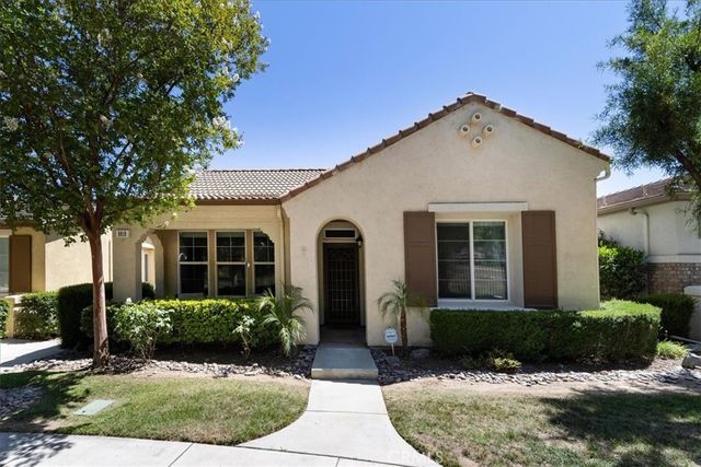 8010 Bay Hill, Hemet