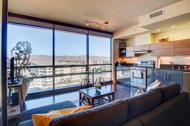 88 E San Fernando Street # 1406, San Jose