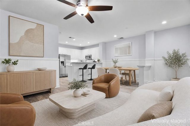27249 Riverview Lane, Valencia