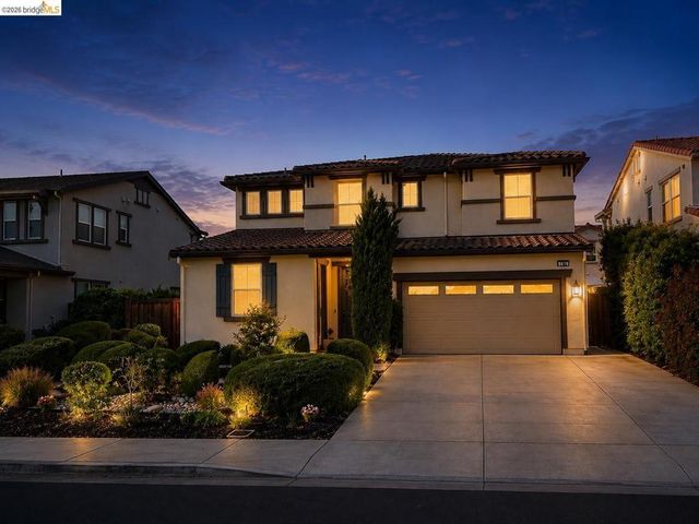 399 Ghiggeri Dr, Brentwood