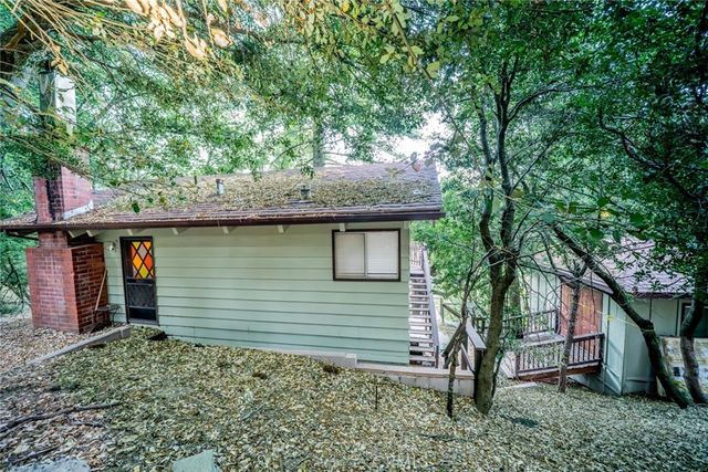 25123 Valle Drive, Crestline