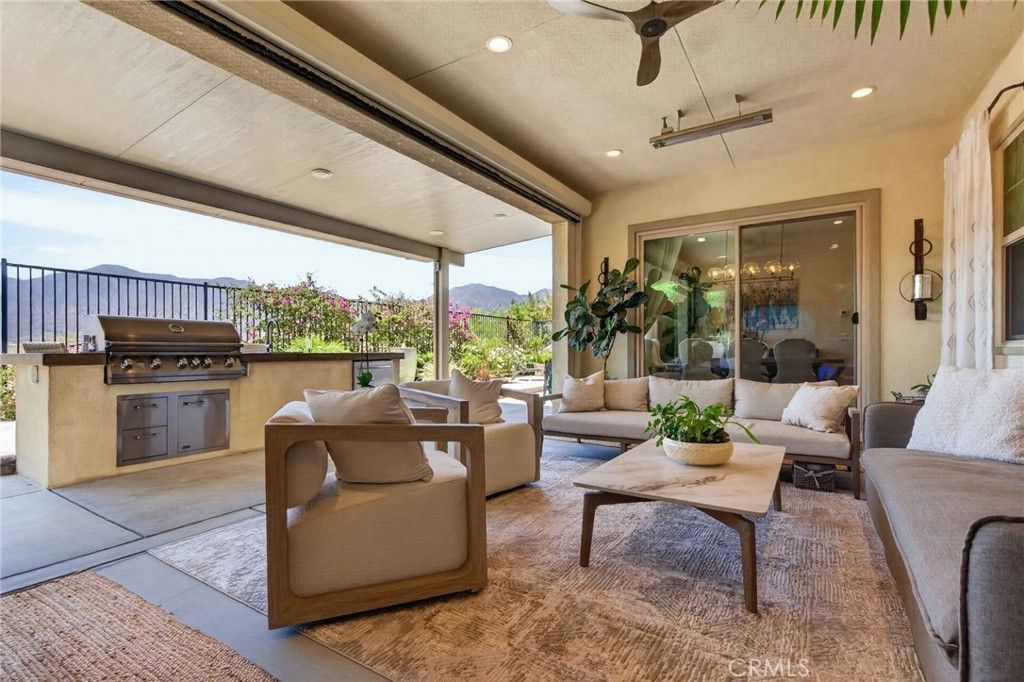 11751 Ambling Way, Corona