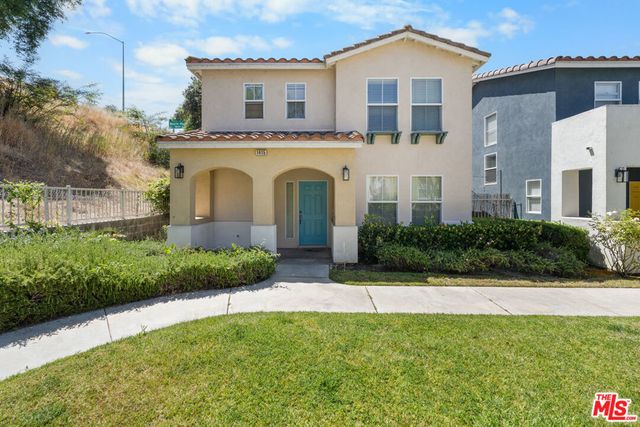 1415 Eudora Court, Los Angeles